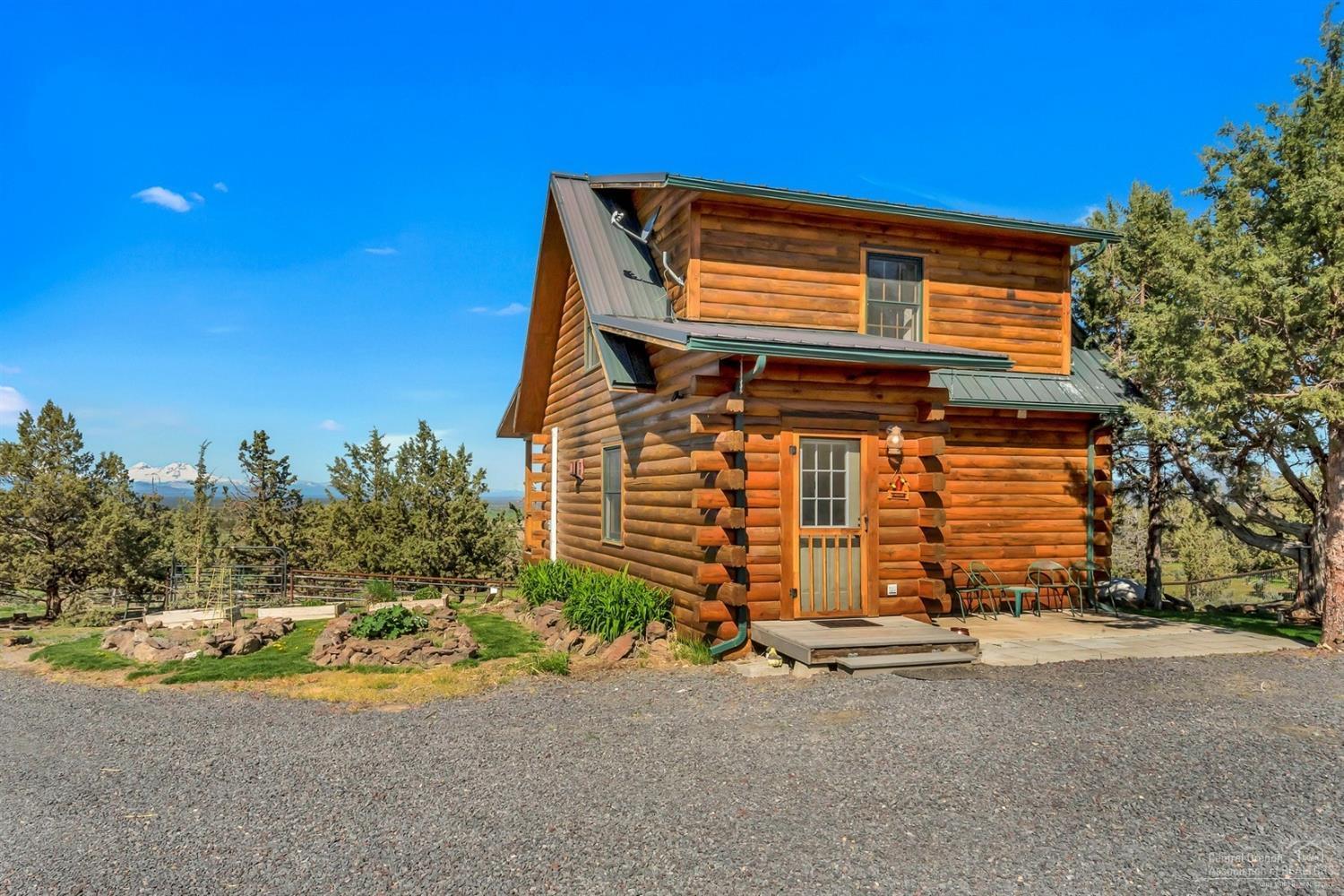 2001 Northwest McDaniel Road Powell Butte, OR 97753 - Photo 18 of 24 Cabin