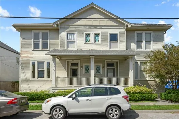 $3,600 | 4843 Camp Street, New Orleans, LA 70115