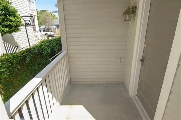 $3,600 | 4843 Camp Street, New Orleans, LA 70115