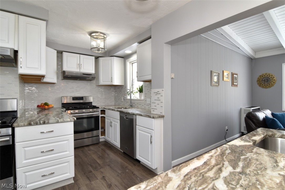 4473 Silsby Road Cleveland, OH 44118 - Photo 12 of 31