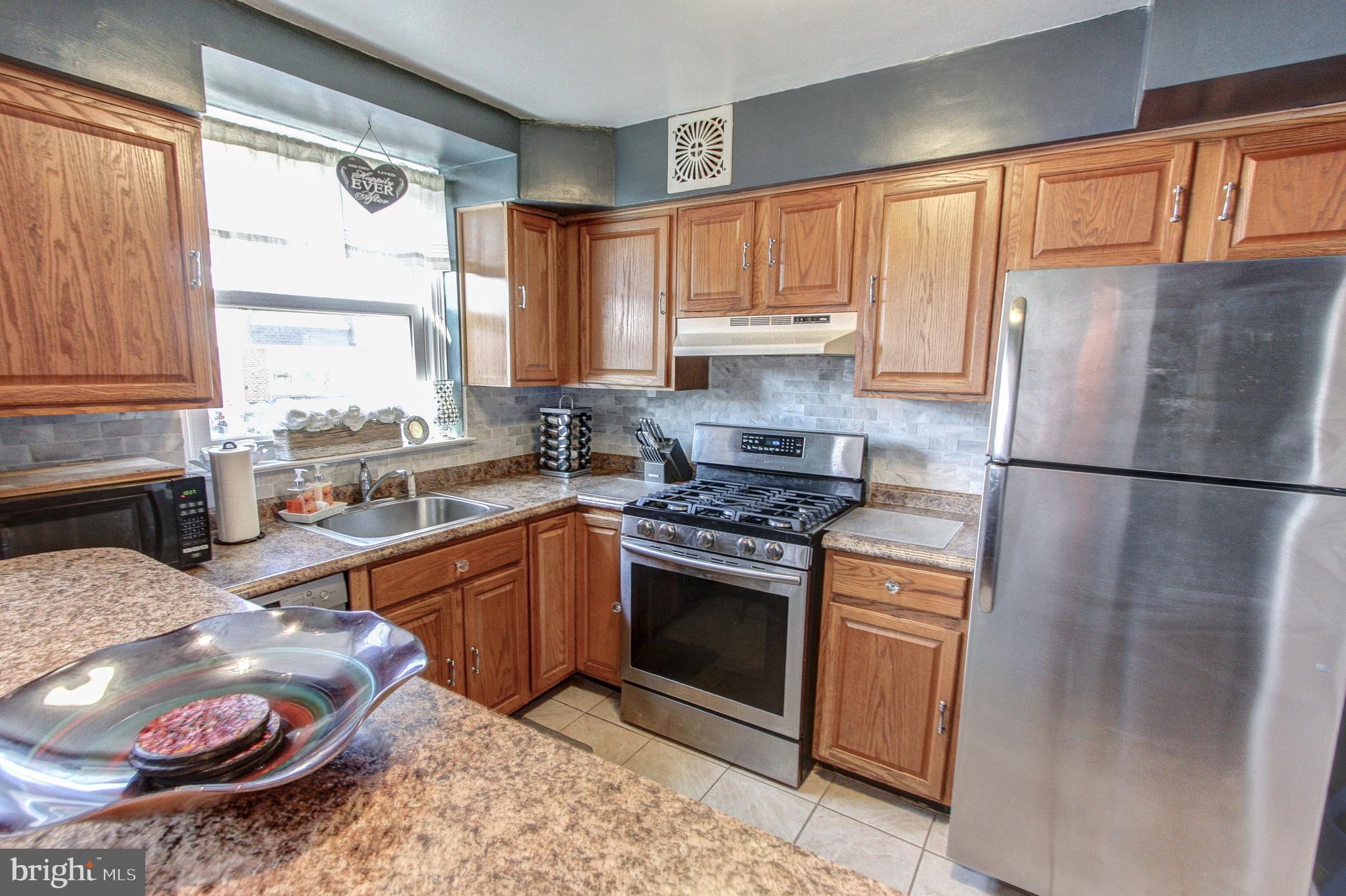 1219 Ripley Street Philadelphia, PA 19111 - Photo 14 of 38 Gallery Image 14