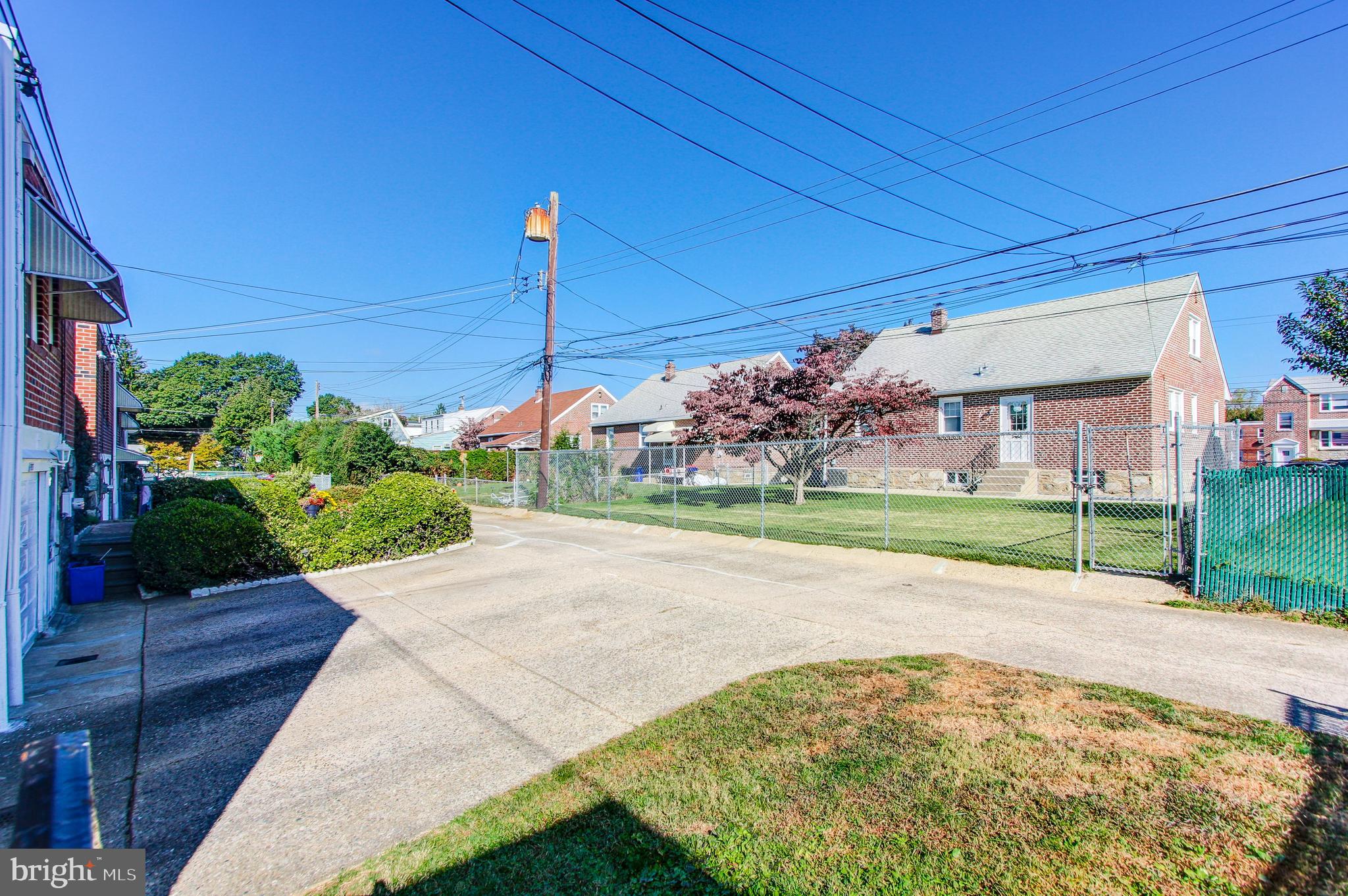 1219 Ripley Street Philadelphia, PA 19111 - Photo 35 of 38 Driveway