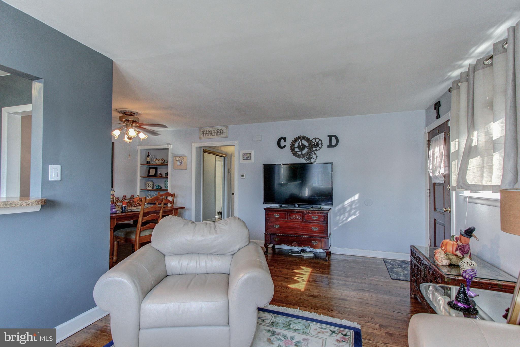 1219 Ripley Street Philadelphia, PA 19111 - Photo 8 of 38 Gallery Image 8