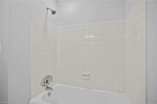 $1,300 | 2523 Miller Park Circle, Unit C, Winston-Salem, NC 27103