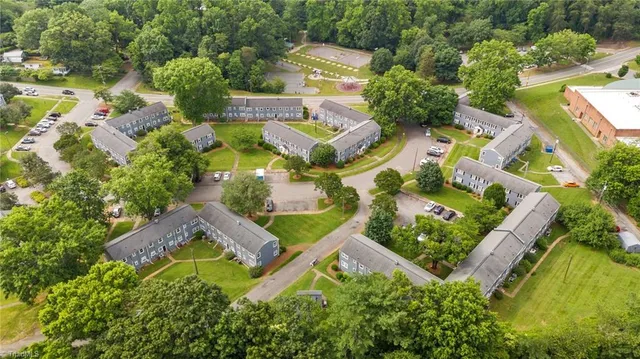 $1,300 | 2523 Miller Park Circle, Unit C, Winston-Salem, NC 27103