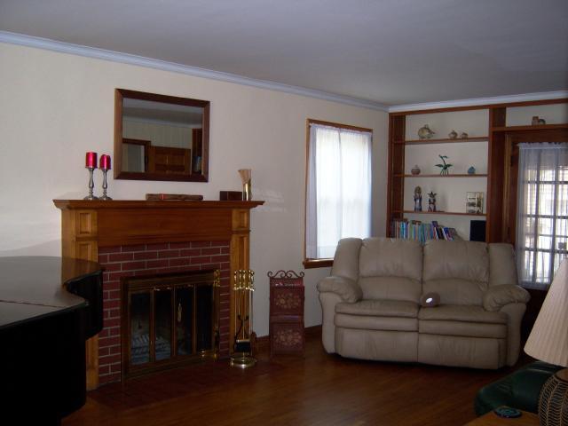 96 West Beaumont Road Columbus, OH 43214 - Photo 3 of 14 Gallery Image 3