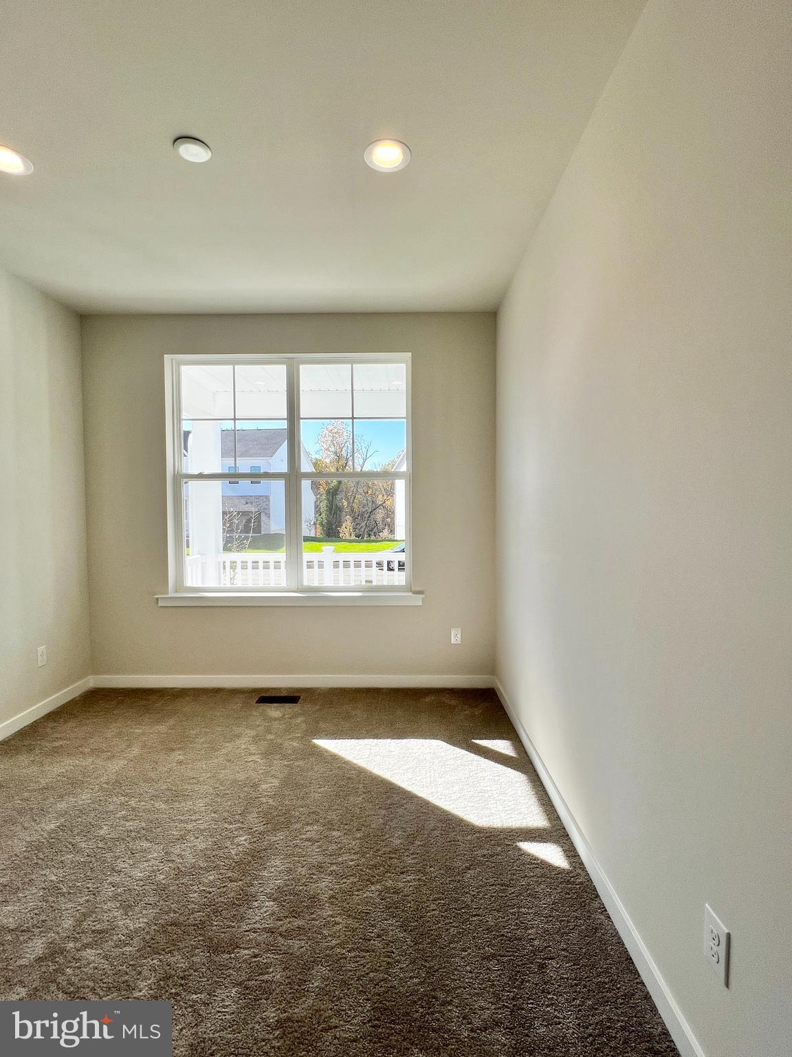 1018 East Lock Road Middletown, DE 19709 - Photo 18 of 51 an empty room with windows