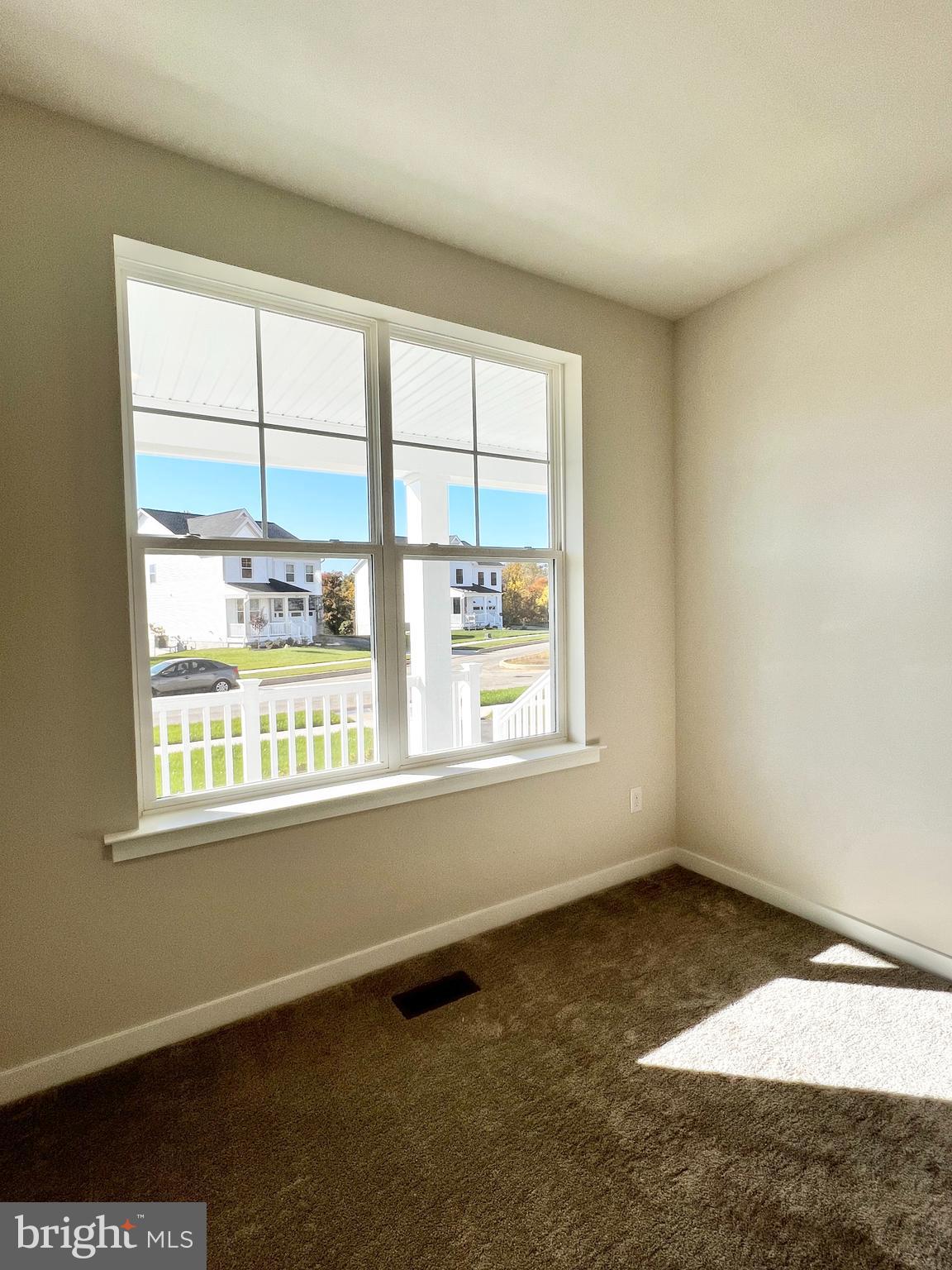 1018 East Lock Road Middletown, DE 19709 - Photo 20 of 51 an empty room with a window