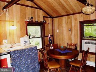 76 Cold Run Road Elverson, PA 19520 - Photo 3 of 6 Gallery Image 3