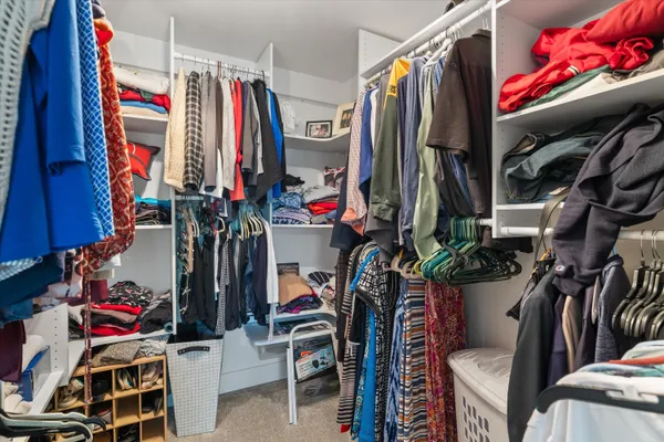 $1,089,000 | N29-w26601 Peterson Drive, Delafield, WI 53072