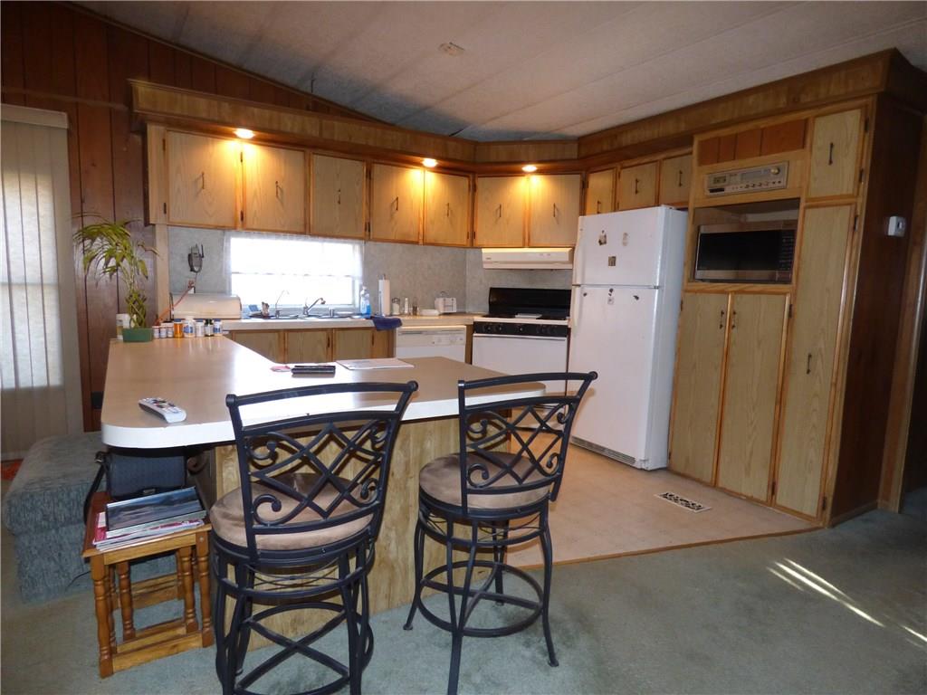 5489 Greensburg Road Apollo, PA 15613 - Photo 2 of 25 Kitchen