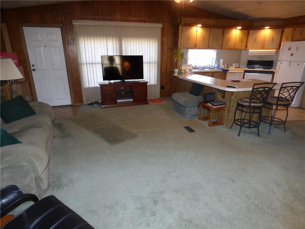 5489 Greensburg Road Apollo, PA 15613 - Photo 6 of 25 Living Room