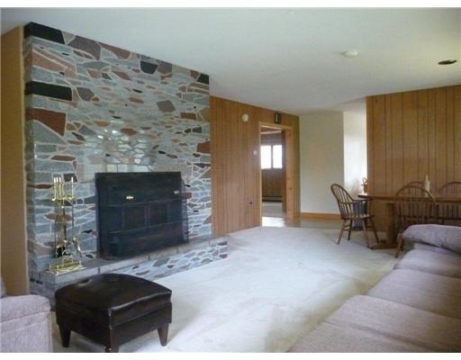 6 1st Road Harpswell, ME 04079 - Photo 11 of 15 Living Room.
