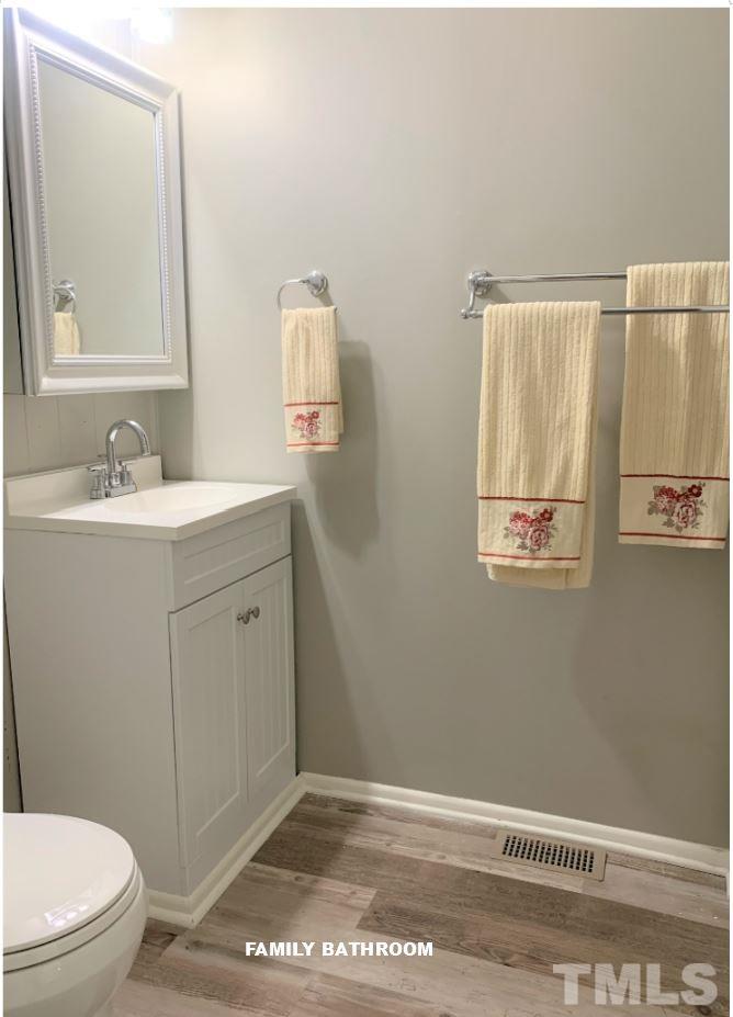6016 Stratton Place Raleigh, NC 27609 - Photo 14 of 30 Gallery Image 14