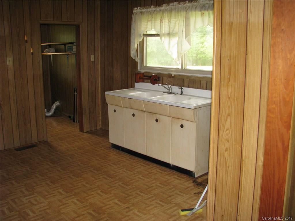 2075 Pinckney Road Chester, SC 29706 - Photo 9 of 18 a bathroom with a double vanity sink and mirror
