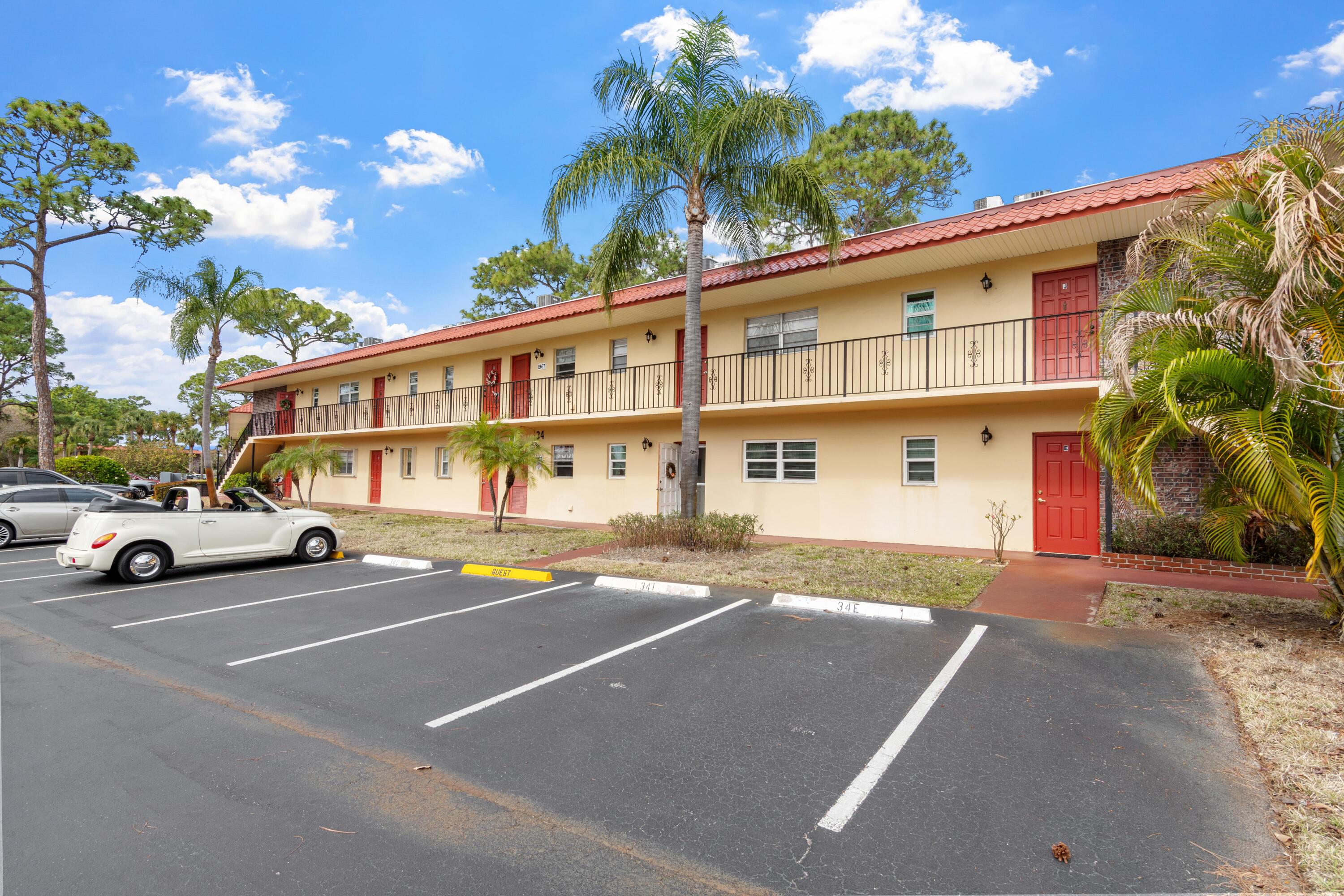 1967 Southwest Palm City Road, Unit 34H Stuart, FL 34994 - Photo 21 of 39 DSC_8603
