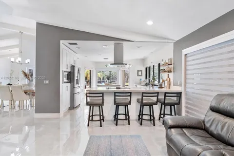 $899,000 | 1001 Southwest 93rd Avenue, Plantation, FL 33324