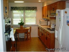 40 Inverness Road Springfield, IL 62704 - Photo 4 of 9