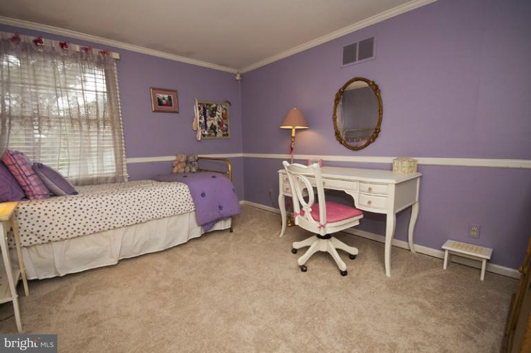 25 Glen Alpine Road Phoenix, MD 21131 - Photo 23 of 27 Bedroom