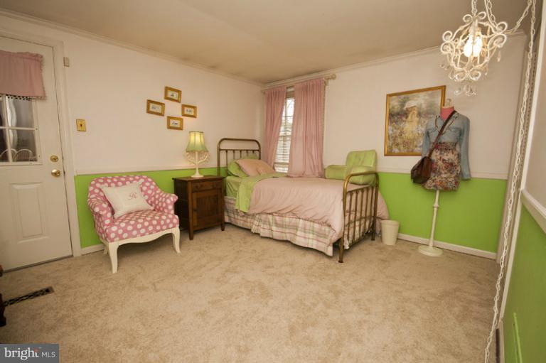 25 Glen Alpine Road Phoenix, MD 21131 - Photo 4 of 27 Bedroom