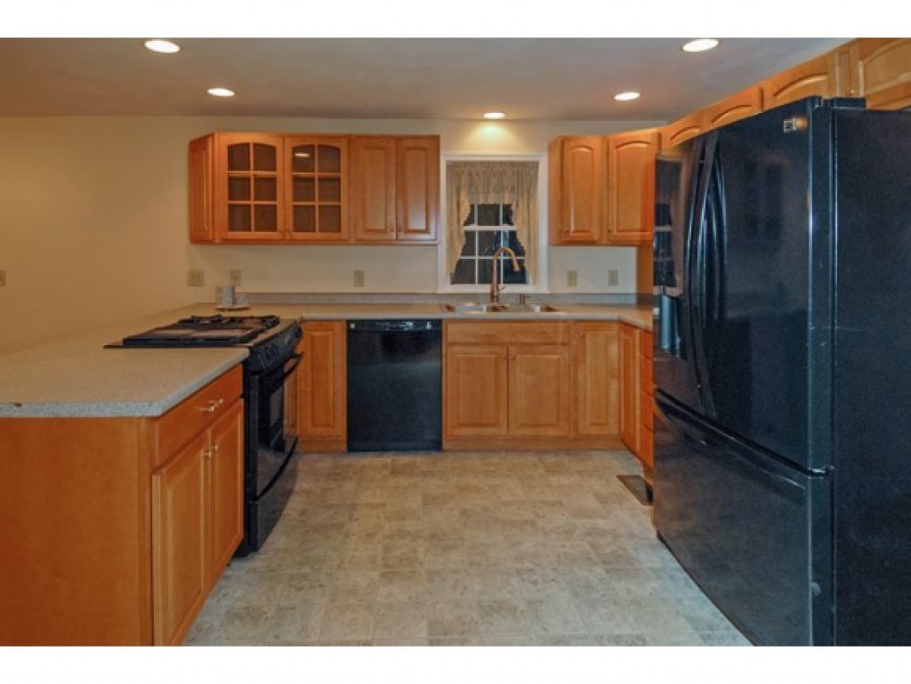 9 Sonata Court Rochester, NH 03867 - Photo 5 of 30