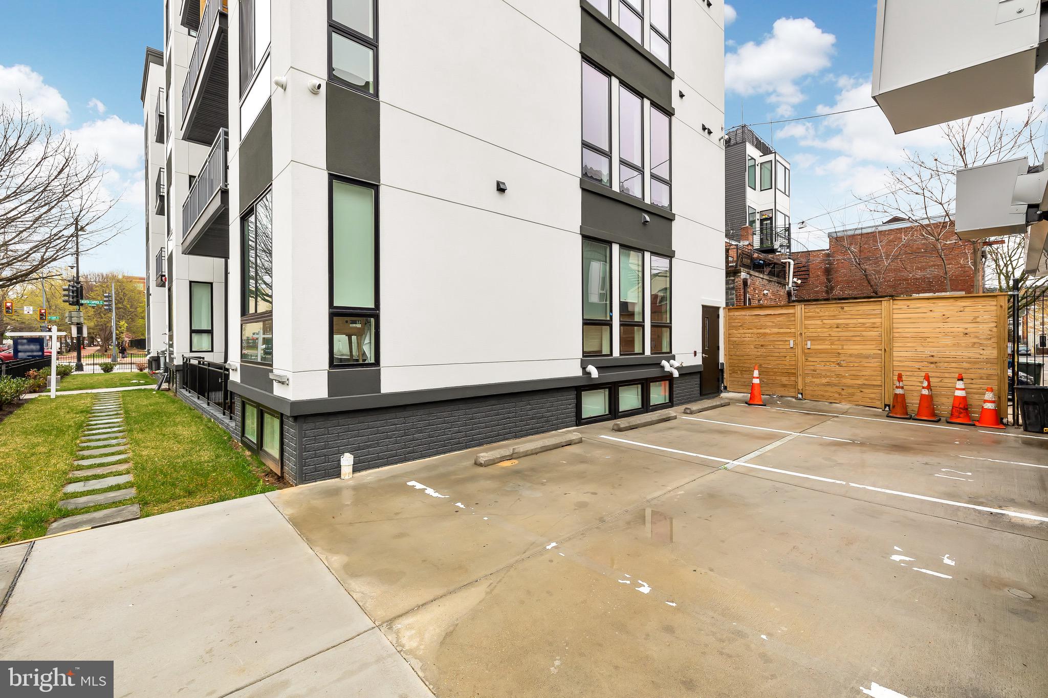 14 P Street Northwest, Unit 404 Washington, DC 20002 - Photo 26 of 27