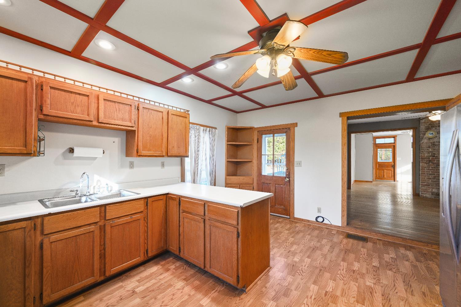 205 Hanover Avenue Aurora, IN 47001 - Photo 11 of 36