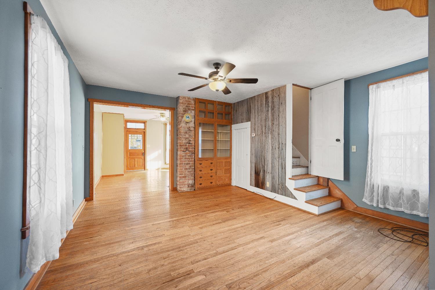 205 Hanover Avenue Aurora, IN 47001 - Photo 12 of 36