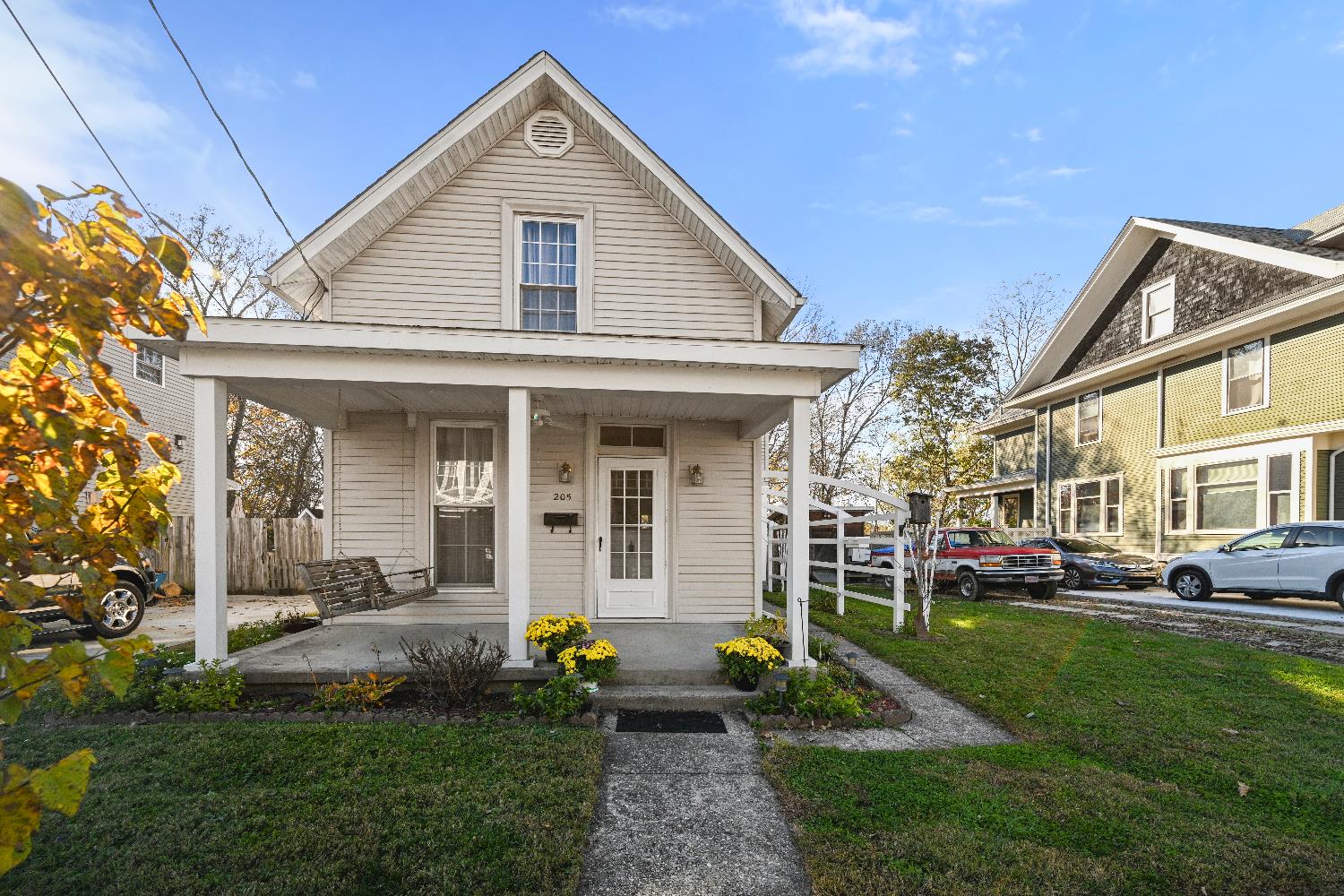 205 Hanover Avenue Aurora, IN 47001 - Photo 2 of 36