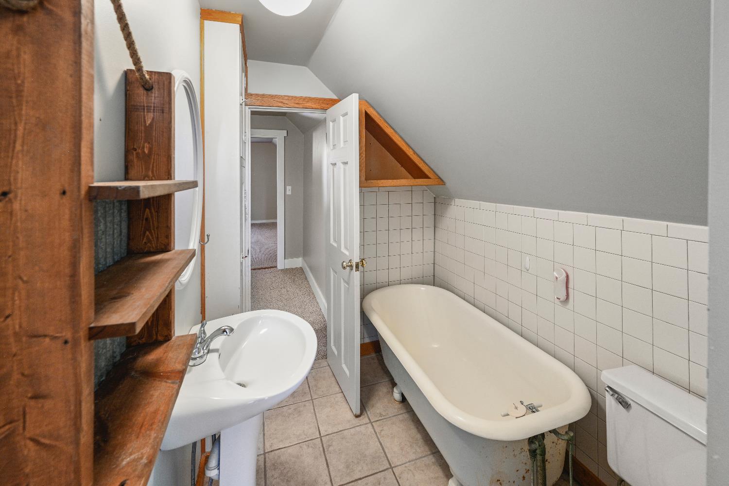 205 Hanover Avenue Aurora, IN 47001 - Photo 24 of 36