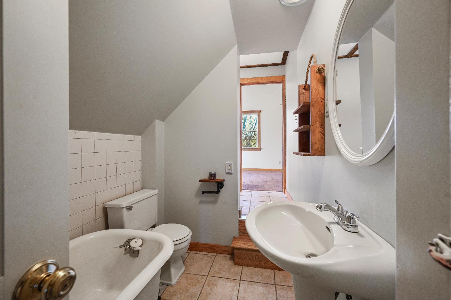 205 Hanover Avenue Aurora, IN 47001 - Photo 25 of 36