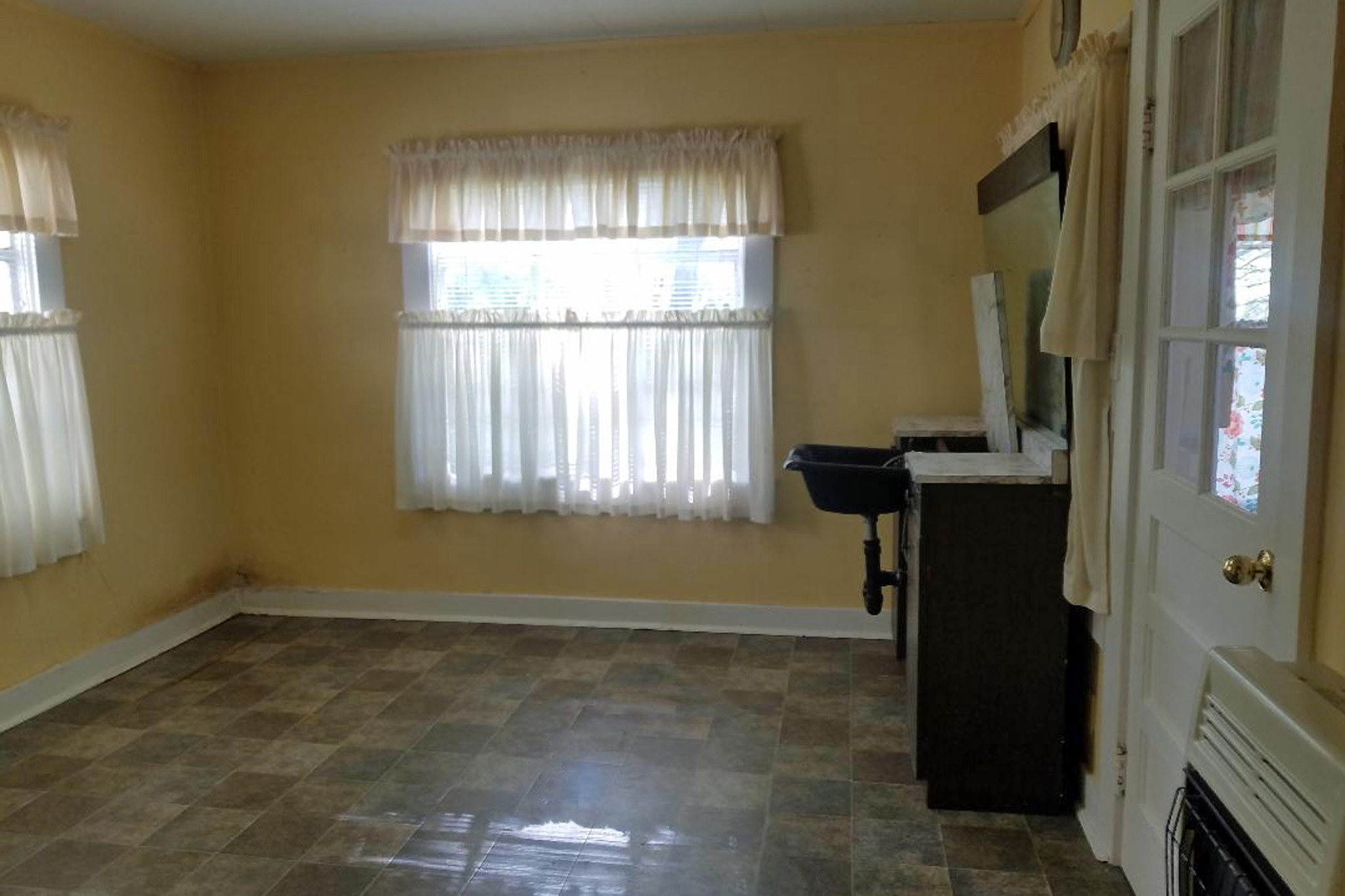 8479 Springfield Road Franklin, KY 42134 - Photo 7 of 18 Gallery Image 7