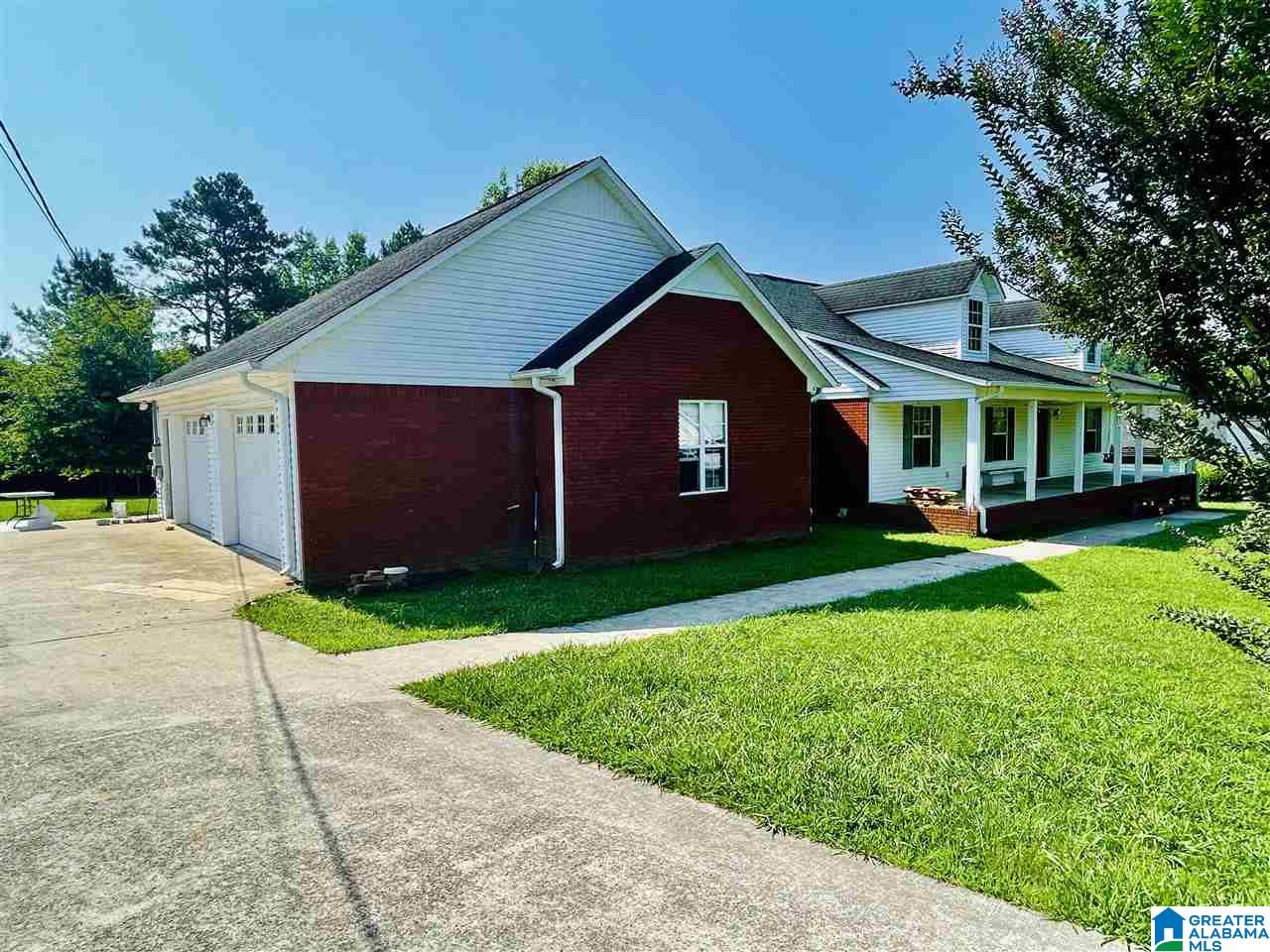 300 Pleasant Valley Circle Hayden, AL 35079 - Photo 6 of 46