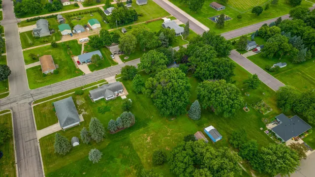 $15,600 | 231 3rd Avenue Southwest, Winnebago, MN 56098