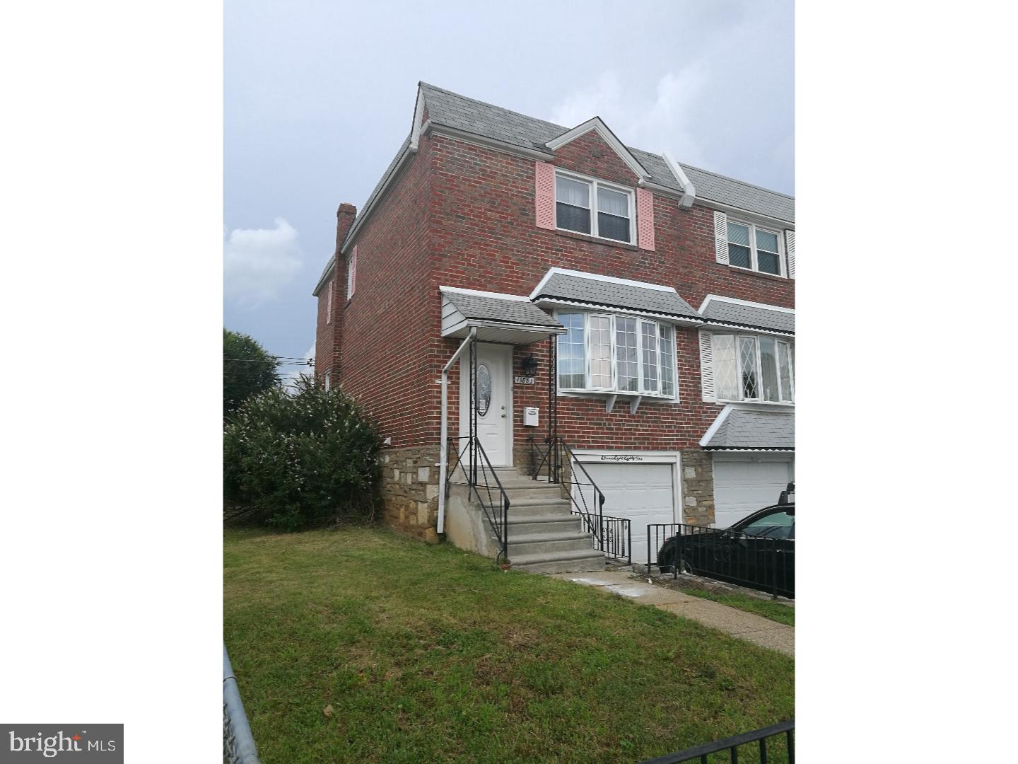 11881 Colman Road Philadelphia, PA 19154 - Photo 2 of 15 Gallery Image 2