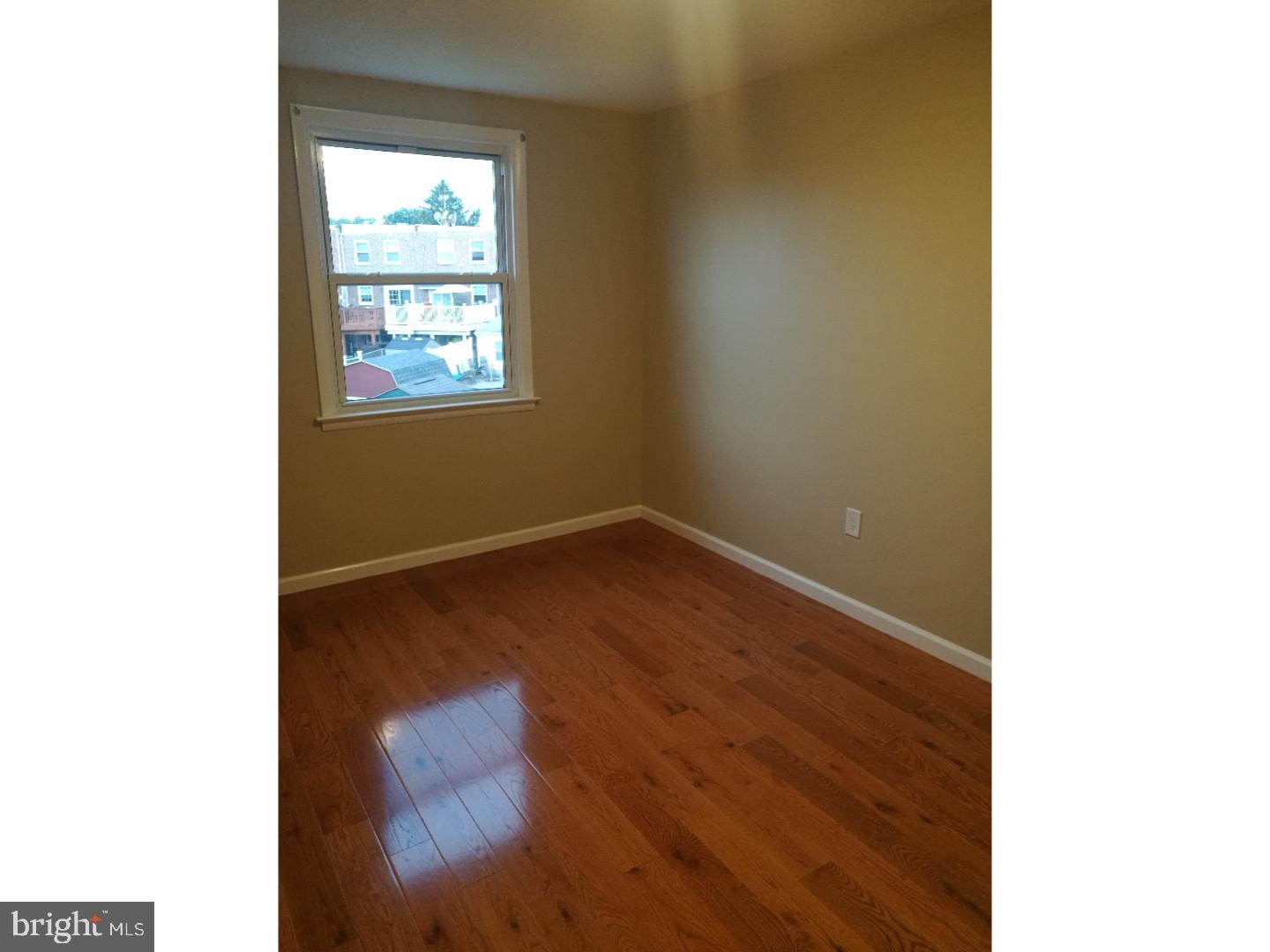 11881 Colman Road Philadelphia, PA 19154 - Photo 12 of 15 Gallery Image 12