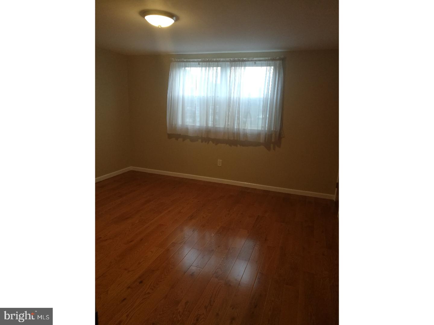 11881 Colman Road Philadelphia, PA 19154 - Photo 14 of 15 Gallery Image 14