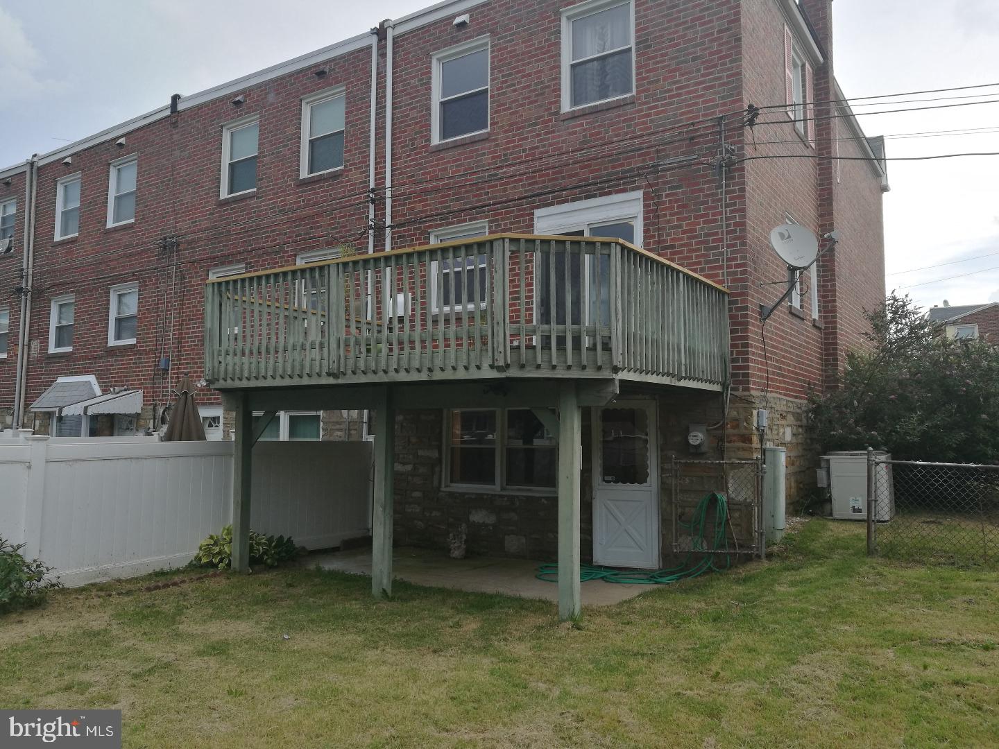 11881 Colman Road Philadelphia, PA 19154 - Photo 9 of 15 Gallery Image 9