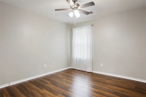 $2,300 | 134 South Walden Elms Circle, The Woodlands, TX 77382