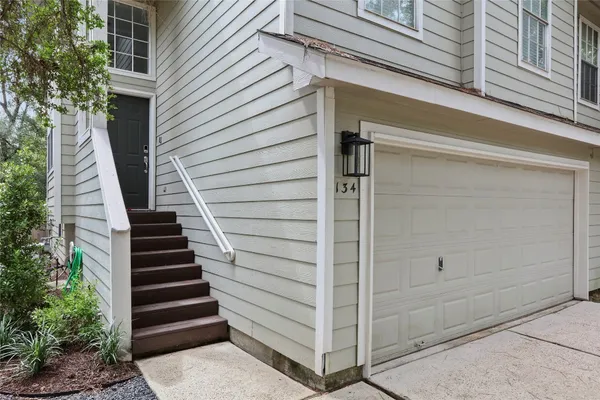$2,300 | 134 South Walden Elms Circle, The Woodlands, TX 77382
