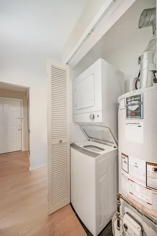 $1,600 | 275 Briarcrest Drive, Unit 185, Ann Arbor, MI 48104