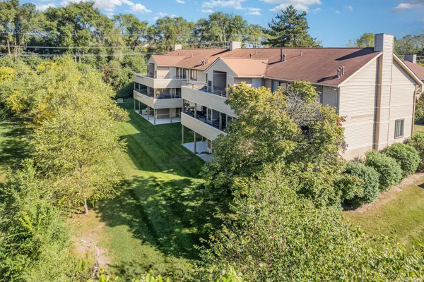 $1,600 | 275 Briarcrest Drive, Unit 185, Ann Arbor, MI 48104