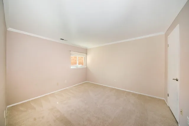 $1,600 | 275 Briarcrest Drive, Unit 185, Ann Arbor, MI 48104