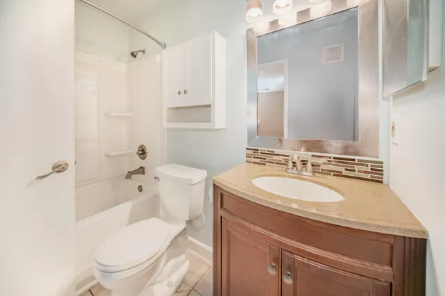 $1,600 | 275 Briarcrest Drive, Unit 185, Ann Arbor, MI 48104