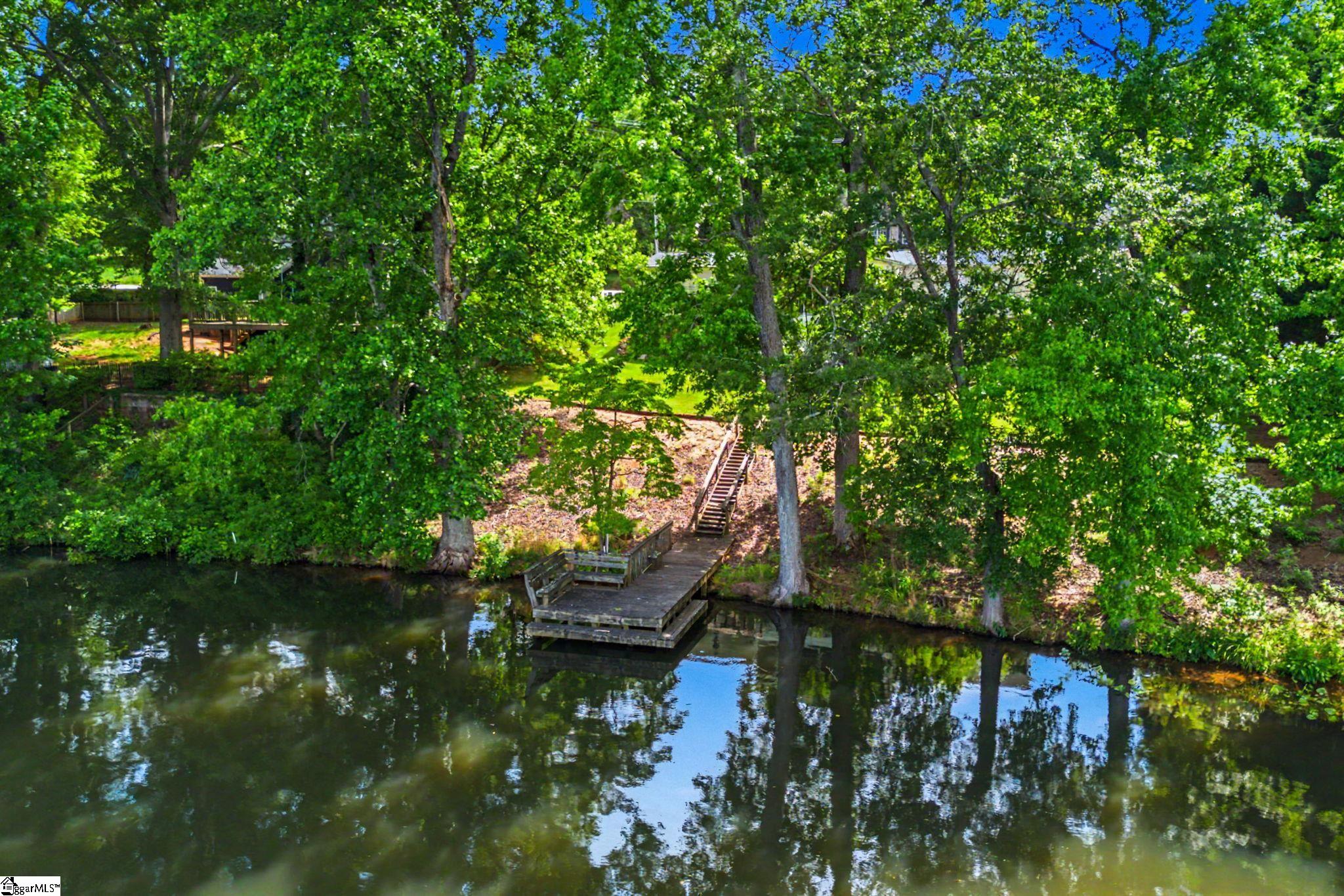 1754 Memorial Dr Extension Greer, SC 29651 - Photo 4 of 44