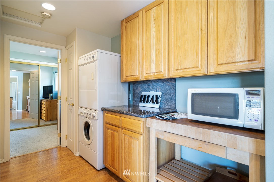 948 South Lakeshore Road Chelan, WA 98816 - Photo 15 of 29 Gallery Image 15