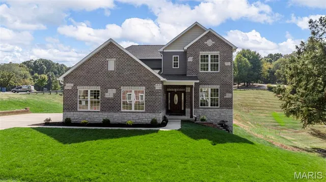 $1,249,900 | 1556 Wildhorse Pkwy Drive, Chesterfield, MO 63005