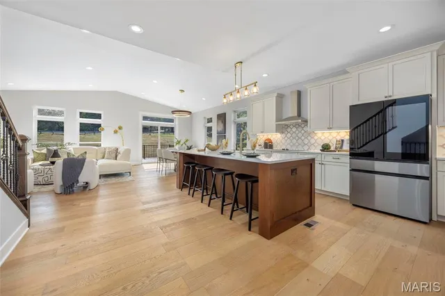 $1,249,900 | 1556 Wildhorse Pkwy Drive, Chesterfield, MO 63005