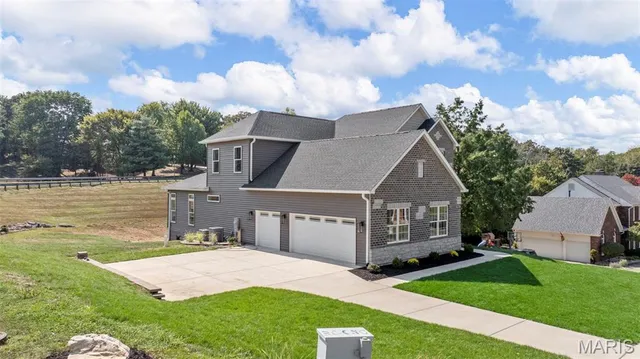 $1,249,900 | 1556 Wildhorse Pkwy Drive, Chesterfield, MO 63005