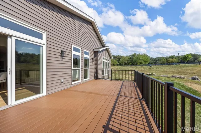 $1,249,900 | 1556 Wildhorse Pkwy Drive, Chesterfield, MO 63005